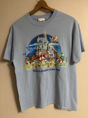 Vintage Walt Disney World Adult Med Where Dreams Come True Magic Kingdom T-Shirt